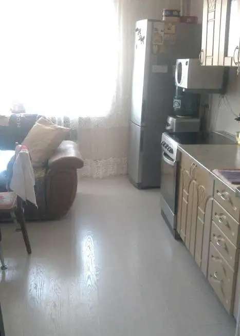 3х комн.кв. в 10 мин. от центра, Пихтовая 35, 69,00 м², 5 эт., Первомайский, Пихтовая 35