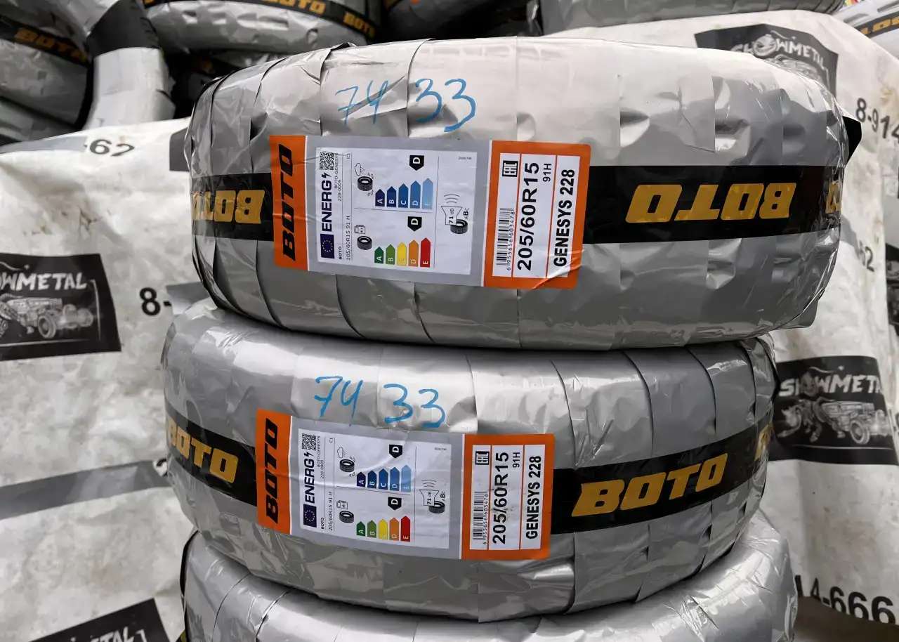 BOTO GENEZYS 228 205/60/R15 91H 2023 год