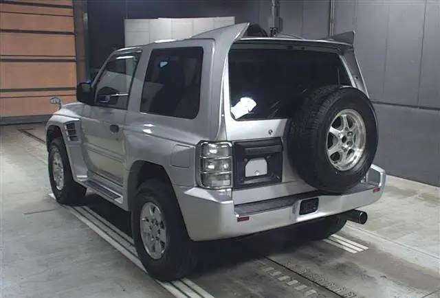 Mitsubishi Pajero Evolution