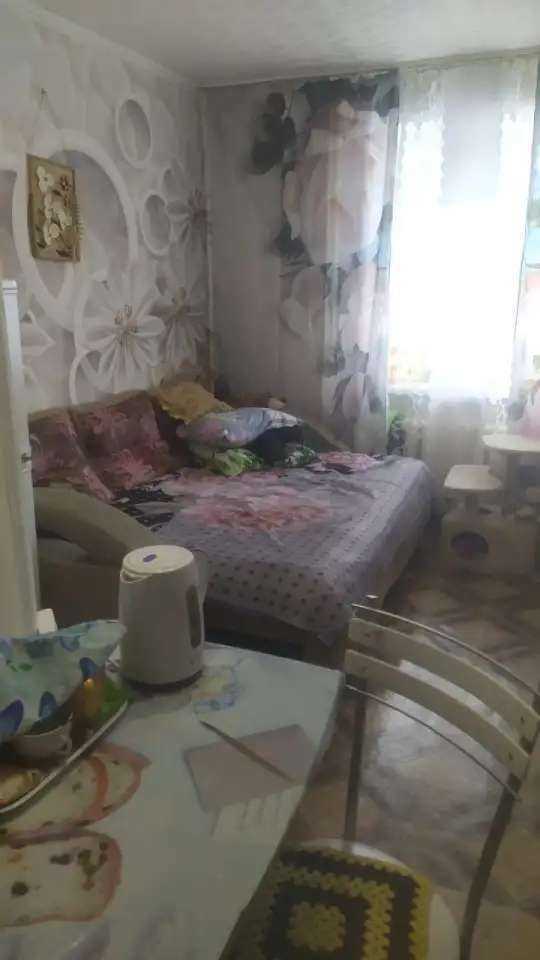 Продам комнату, Заводская 12