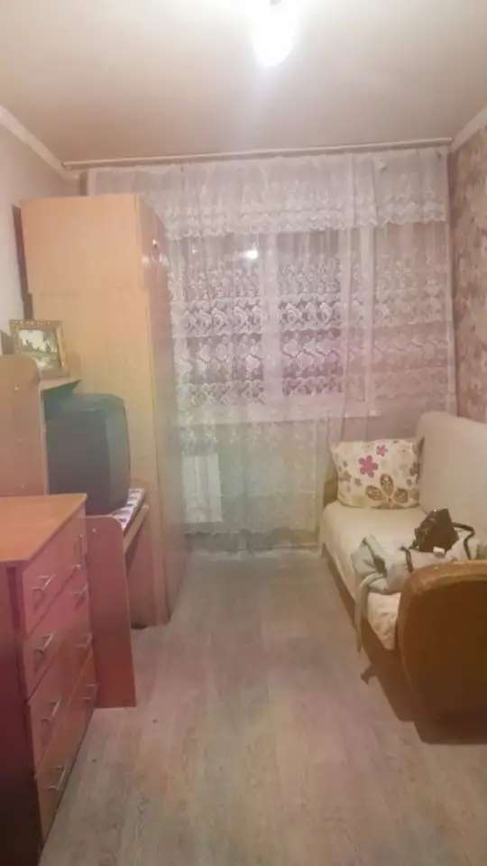 Продам гостинку на гастелло 27, 14 кв метров