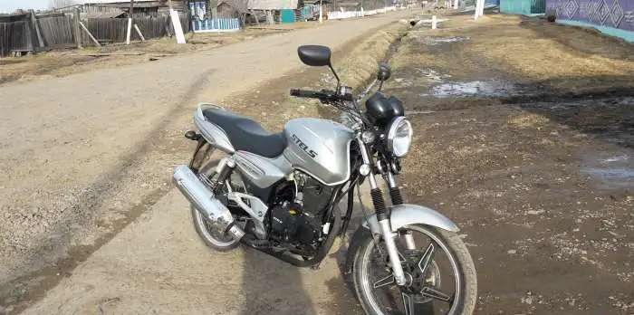 Продам мотоцикл Stels delta 200