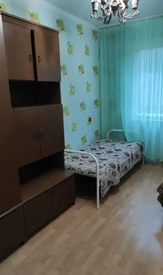 Сдаëтся комната в трëхкомнатной квартире, Сыртлановой, дом 15