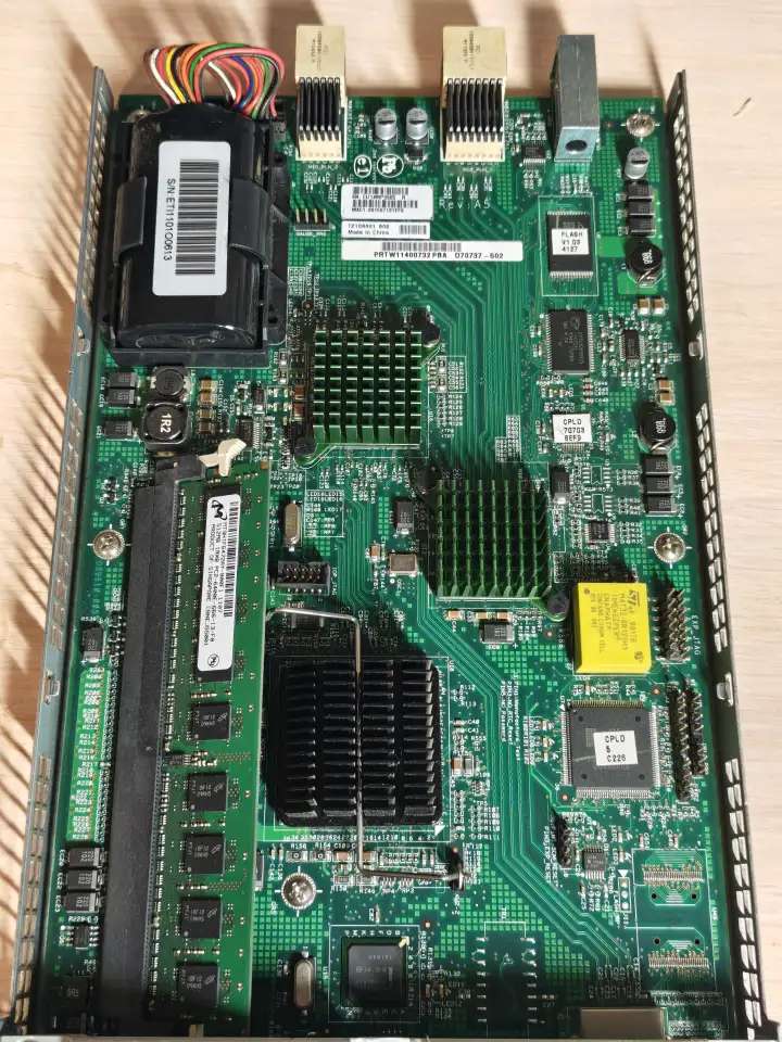 Intel F29ICBY320000S3 SCM SAS Storage Controller...модуль контроллера Intel
