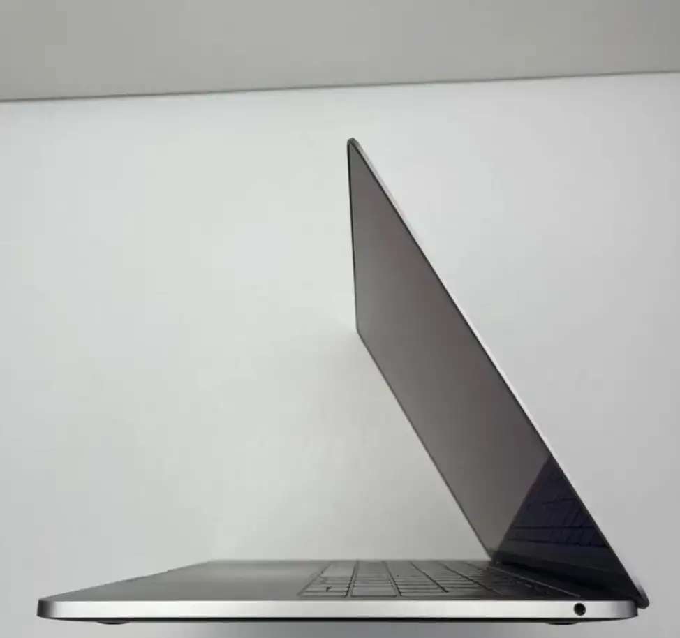 MacBook Pro 13 2017 Space i5 2.3ghz 16/256