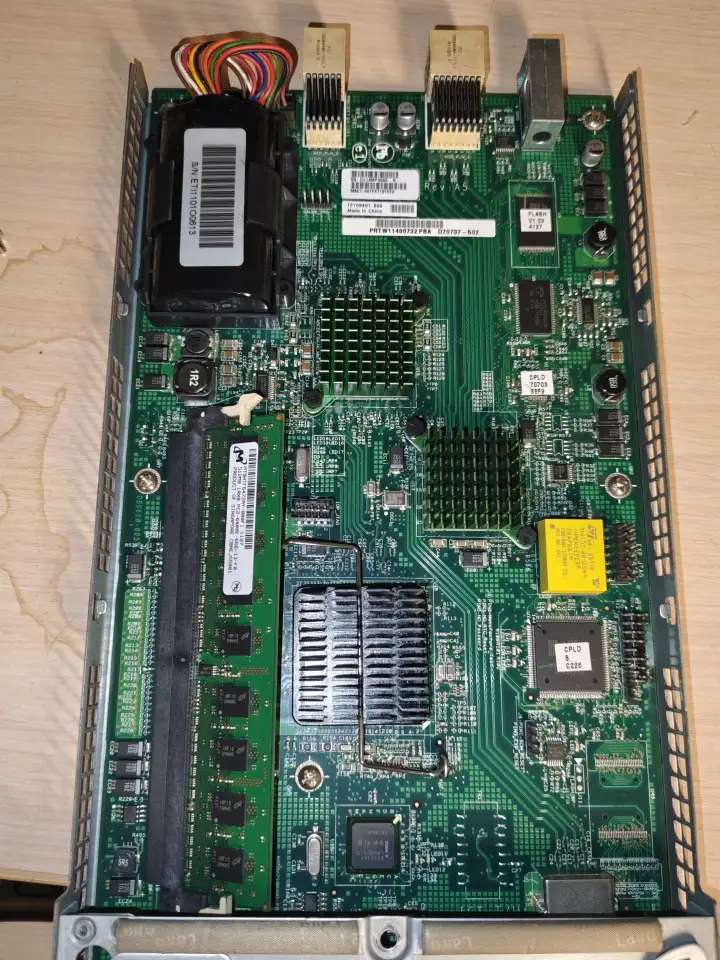 Intel F29ICBY320000S3 SCM SAS Storage Controller...модуль контроллера Intel