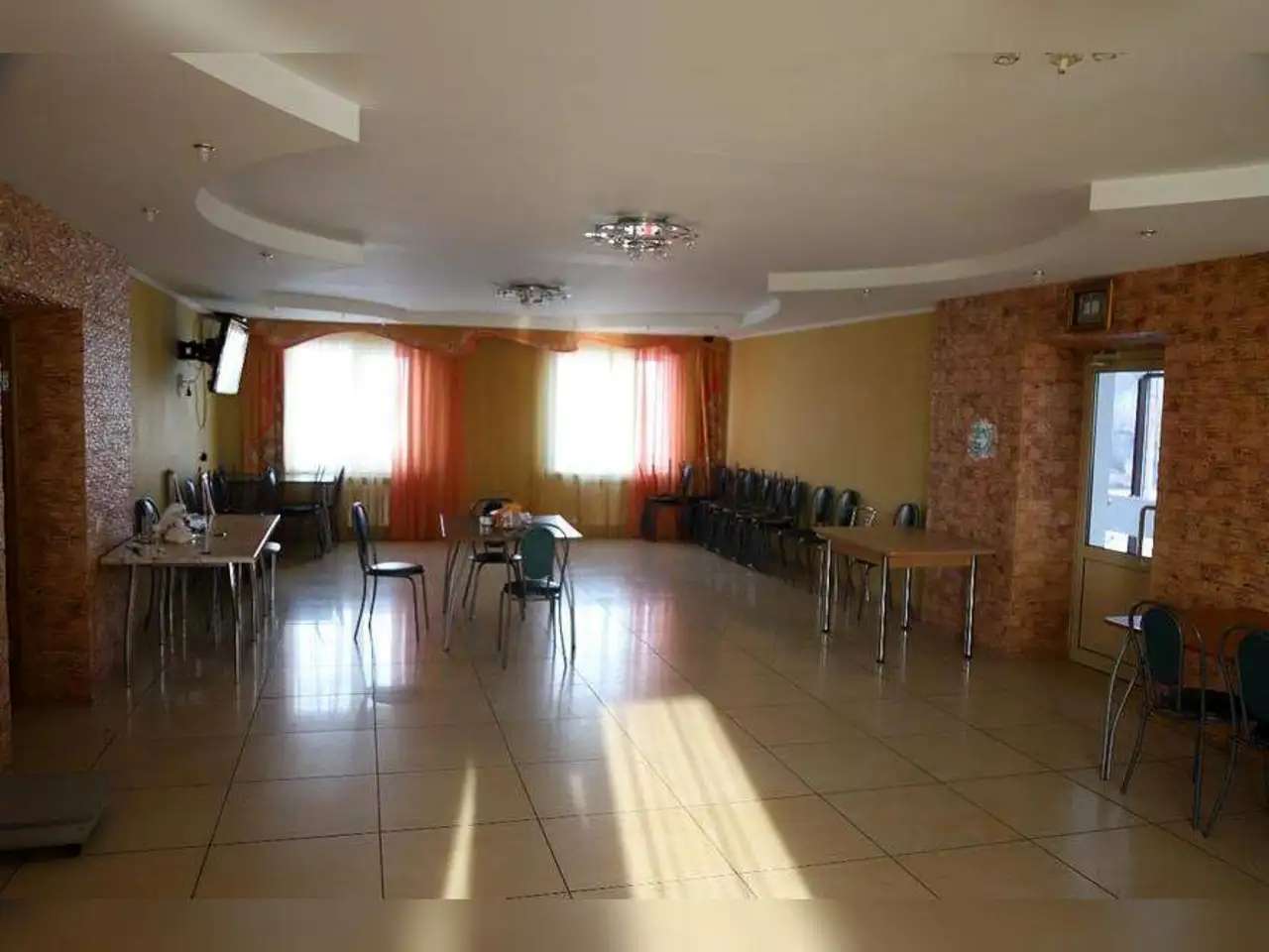 Продается псн 1188.2 м2, улица урожайная, 70