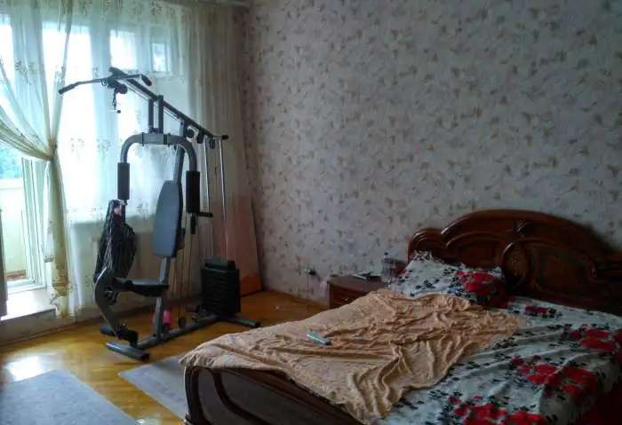 продаю 1/2 долю в квартире, гвардейская д 56 кв 6