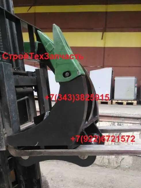 Корчеватель-рыхлитель трезубый Komatsu pc 220 Hitachi zx 240 Doosan 225