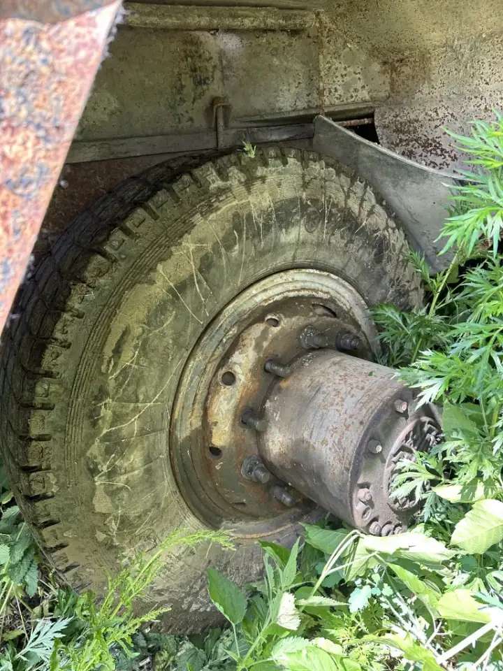 Маз - 555082, мусоровоз