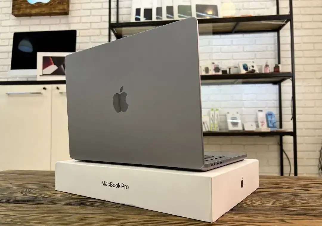 MacBook Pro 14 2021 M1 Pro