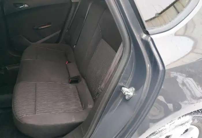 Опель астра 2014 Opel Astra