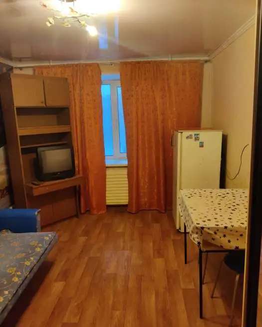 Срочно продам комнату, ул. Генерала Горбатого д.7 корп. 5 кв 52 а.