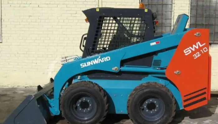 Мини погрузчик SUNWARD SWL3210