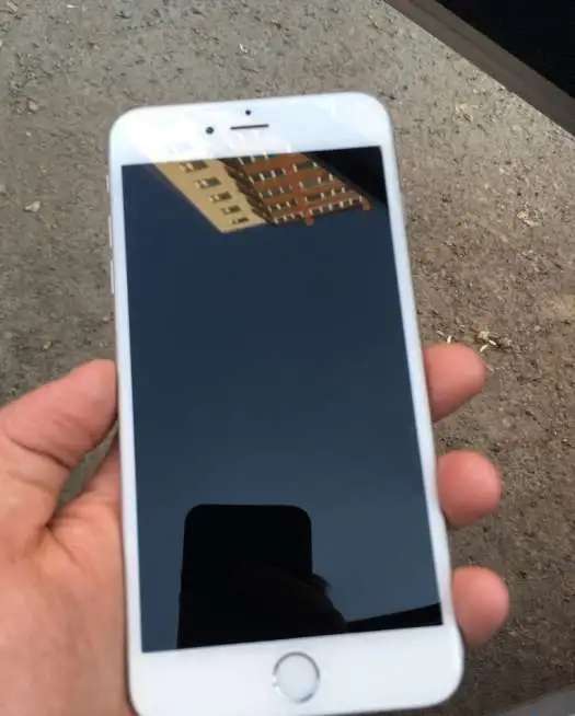 Iphone 6+,16 ГБ, б/у, имеется коробка,наушники