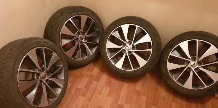 Летние колёса КИА R18 в сборе