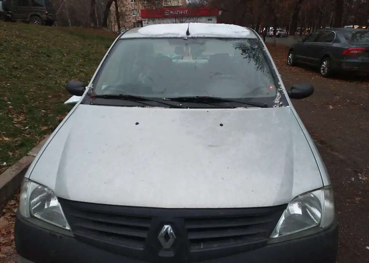 Автозапчасти на Рено Логан
