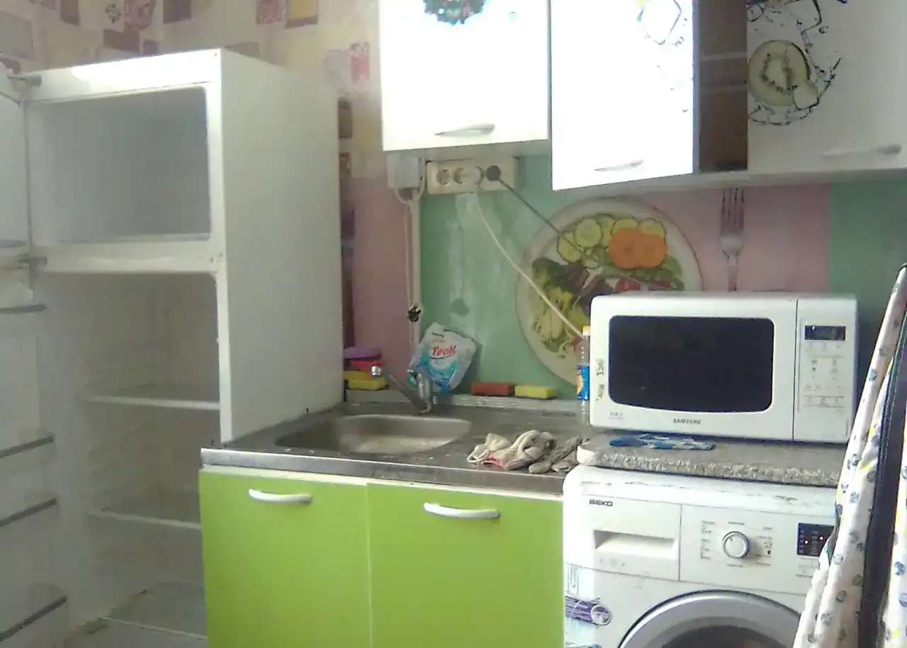 Сдам 3 комнатную, 1 Московская 33