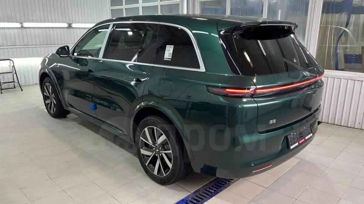 Продажа Li L8, 2023