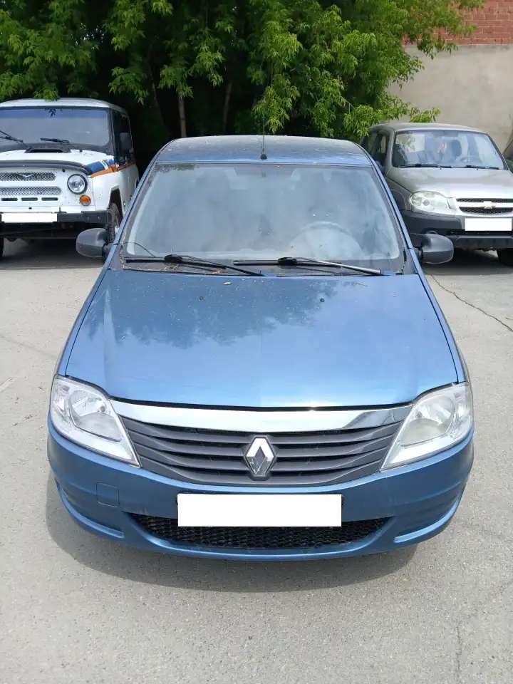 Продается Renault Logan, 2011 год