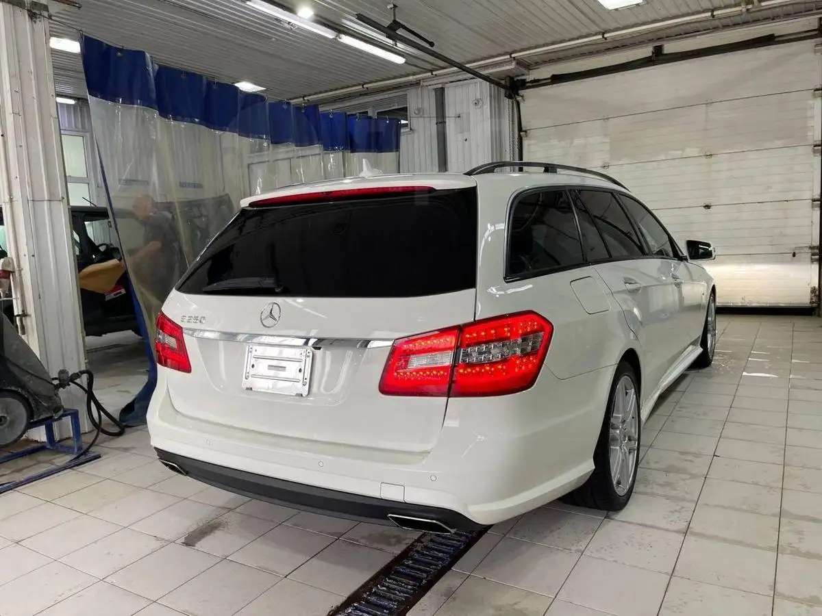 Продажа Mercedes-Benz E-Class, 2012 год