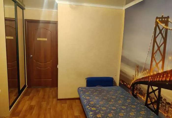 Срочно продам комнату, ул. Генерала Горбатого д.7 корп. 5 кв 52 а.