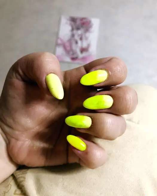 Маникюр
