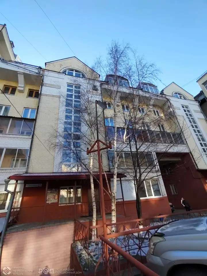 Срочная продажа! продается 5-комн. квартира 208.7 кв.м.