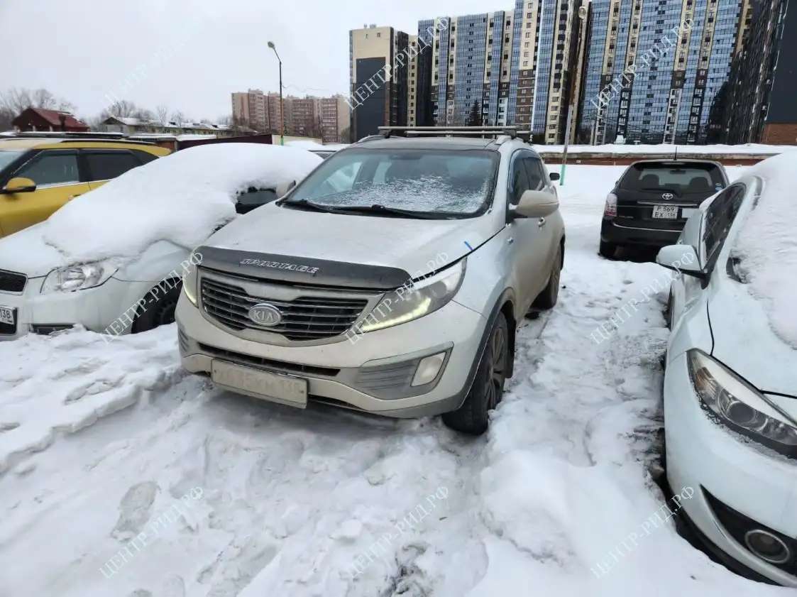 Автомобиль KIA Sportage, 2011