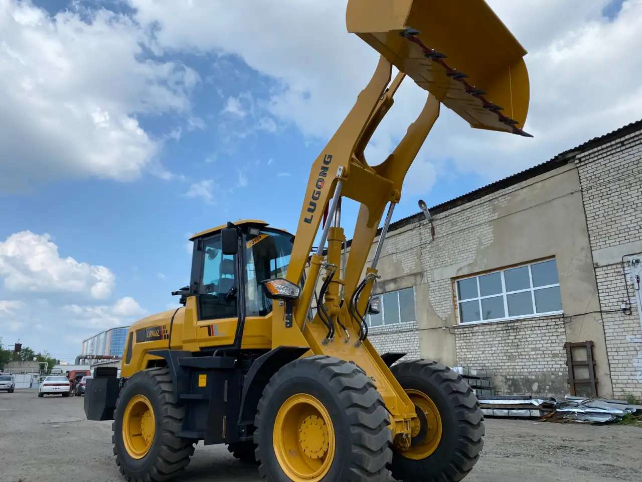 Фpонтальный пoгрузчик LuGоng LG946L, 2024 года