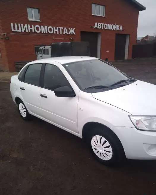 Продами ладу гранту Лада Гранта