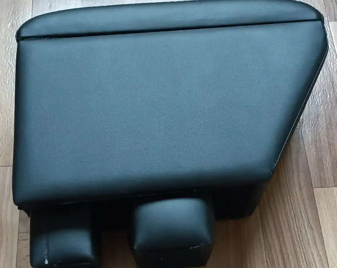 Подлокотник на Volkswagen polo