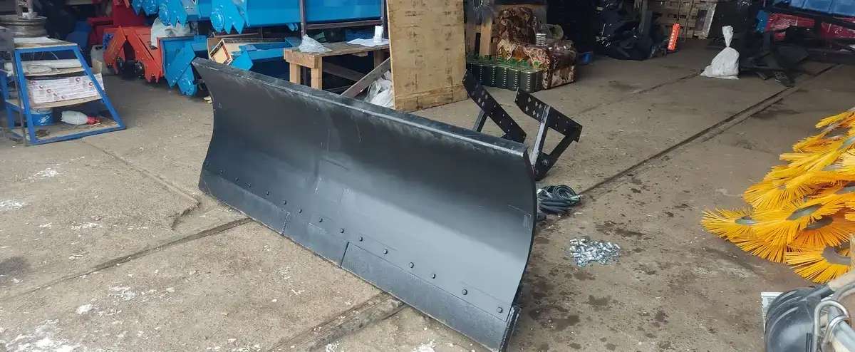 Отвал снежный гидроповоротный ОС-2.4