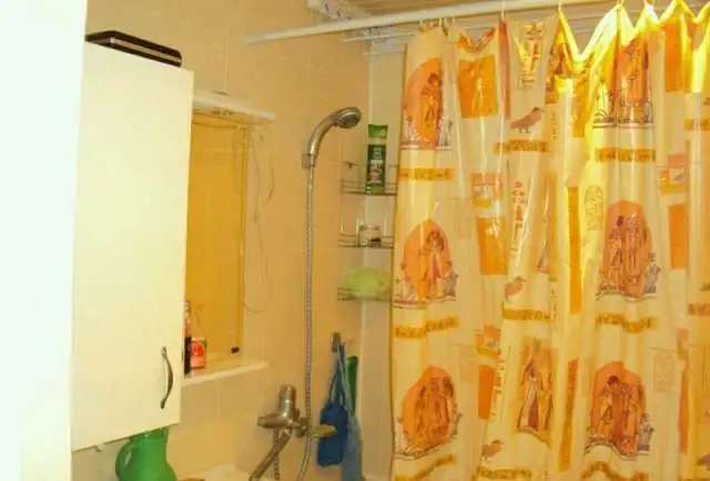 Сдам 1-2 работающим без детей и животных, Коммунистическая 84