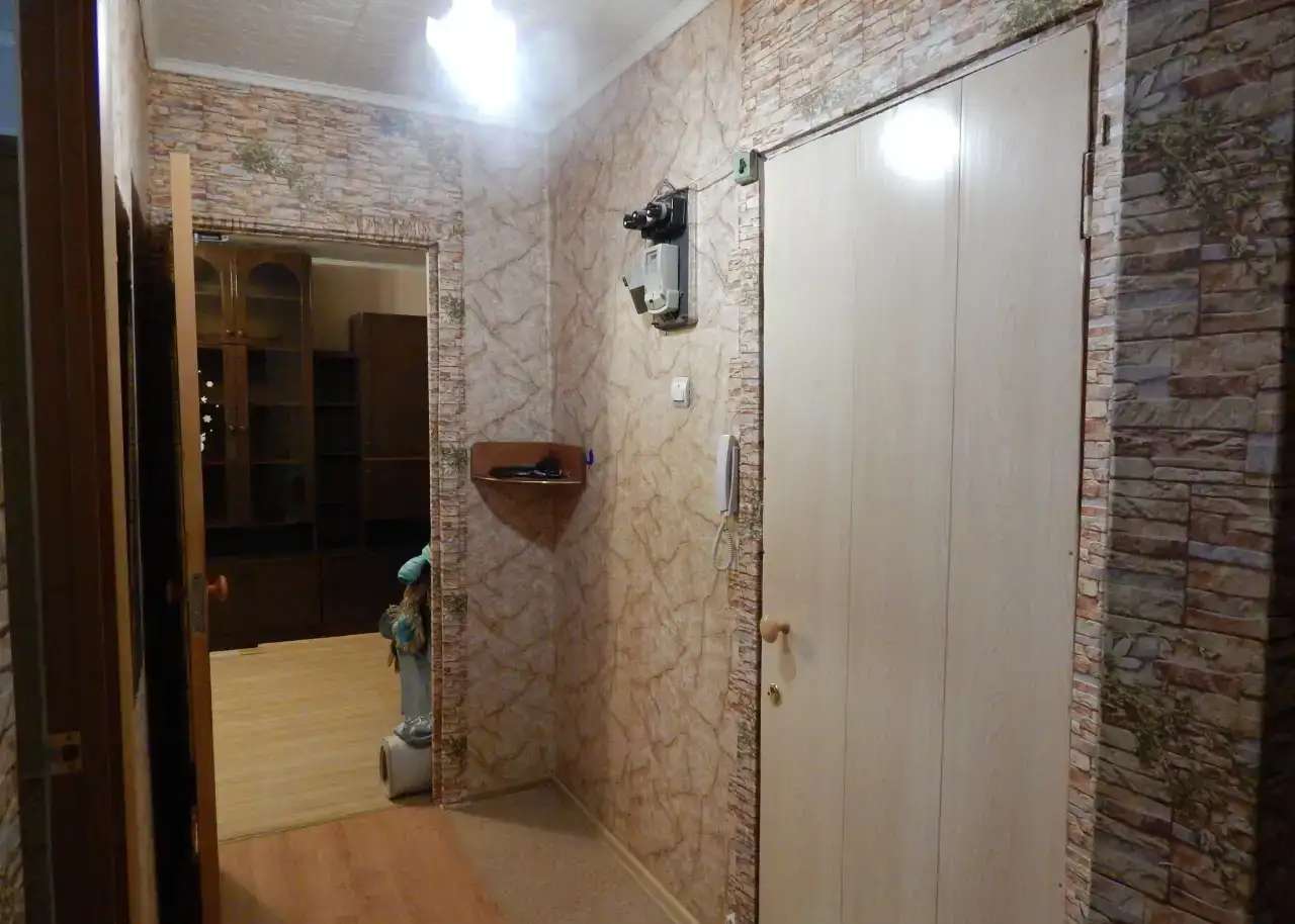 Сдам комнату,длительно, 11 кв.м.за 9,5.т.р.