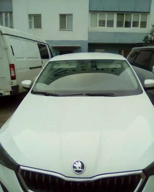 Автотранспорт Skoda Rapid