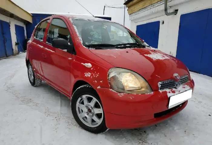 toyota yaris 2001
