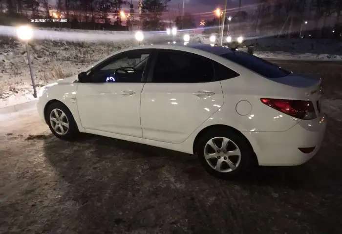 Продам Хендай Солярис 2013г.в 1,6 мкп