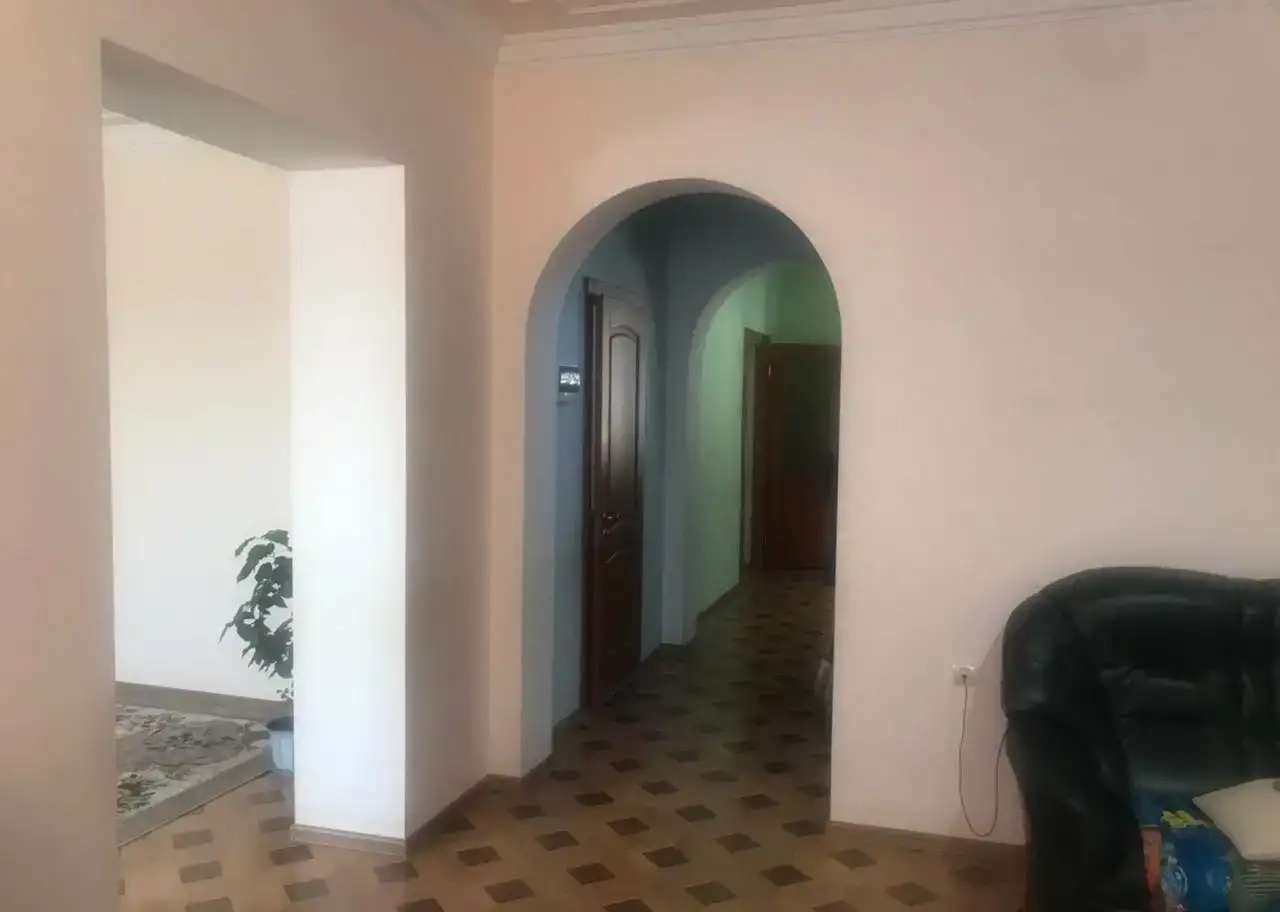 Продам дом, район, пос. Парфеновка, ул. Нижняя. 155,00 м2