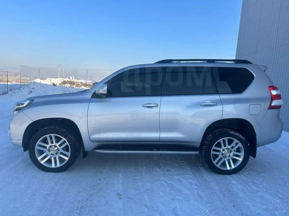Продажа Toyota Land Cruiser Prado, 2011 год