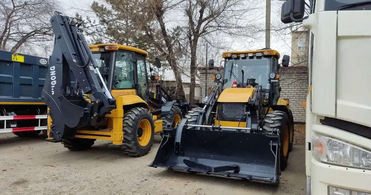 Экскаватор-погрузчик YUGONG 488CX (аналог JCB 4CX)