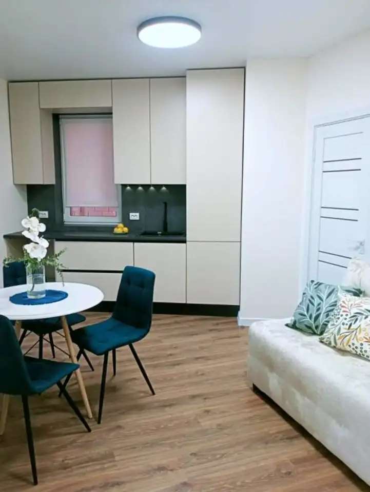 Квартира, 105,00 м², 8 эт., Пискунова, 142/7