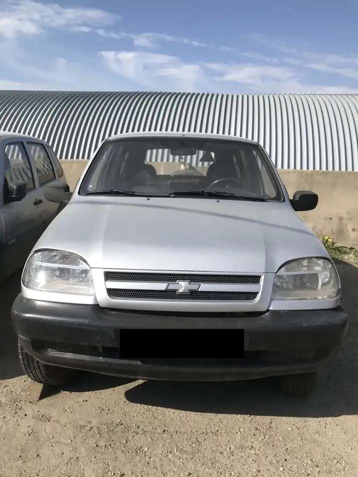Продается Chevrolet Niva 1.7 MT.