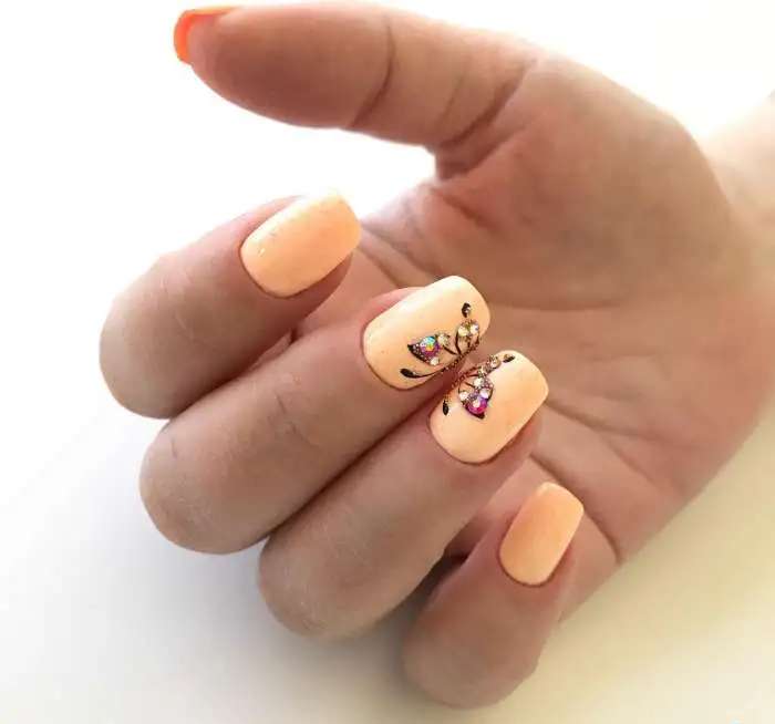 Маникюр BLISS ROOM