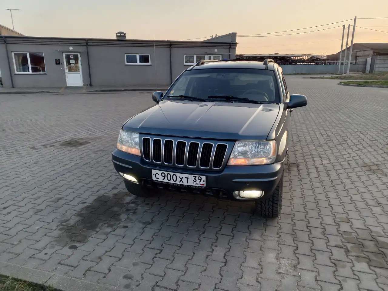 Продам Jeep Grand Cherokee