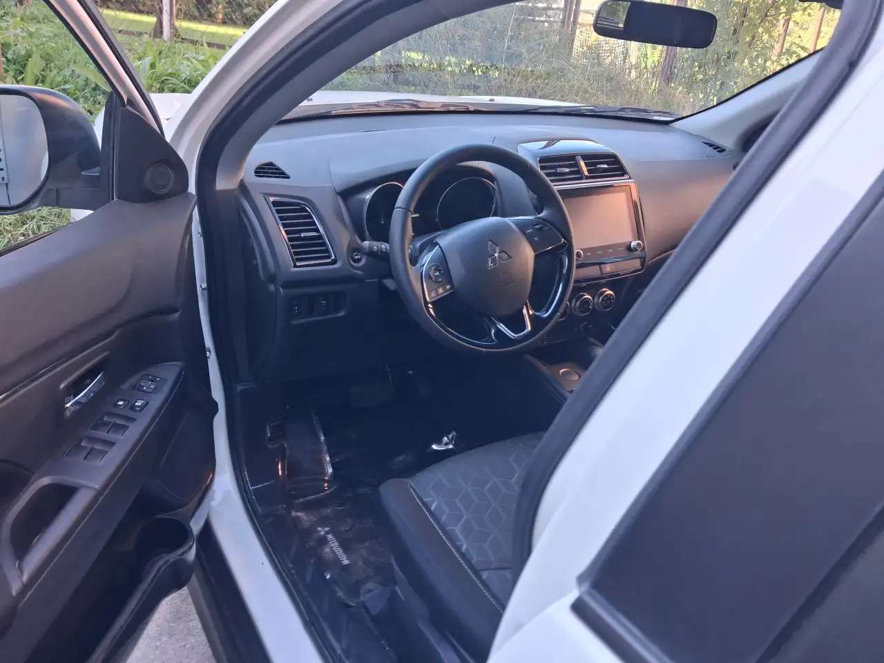 Продажа автомобиля Mitsubishi ASX