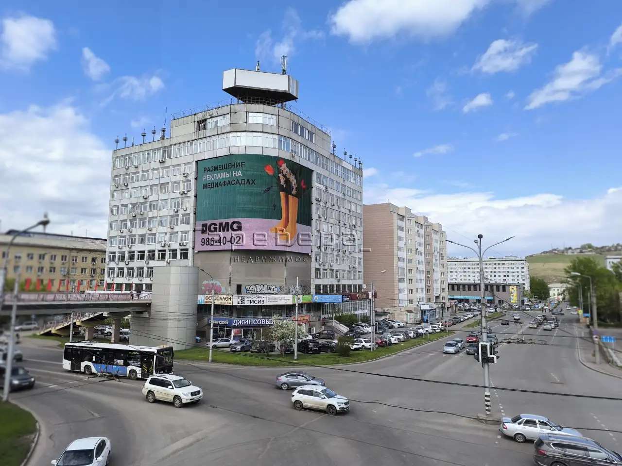 Предлагаем купить торгово-офисное помещение 322,6 м2