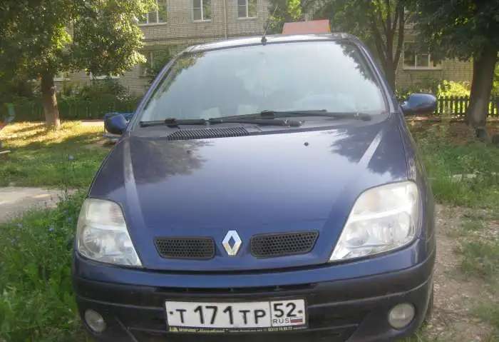 Продам автомобиль Renault Scenic