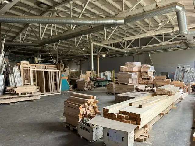 Продажа производственно-складского комплекса от 1000 до 10000 м2 1 000,00 м2