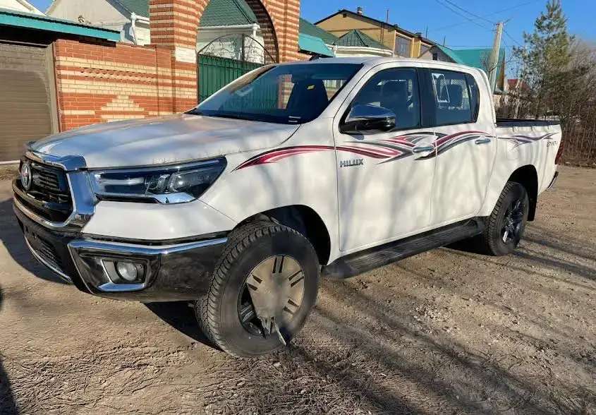 Toyota Hilux, 2022